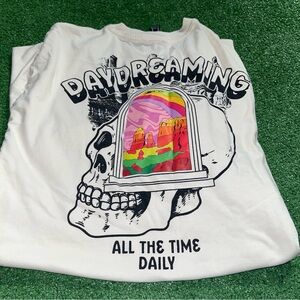 Forever 21 “Day Dreaming “ T-Shirt Medium